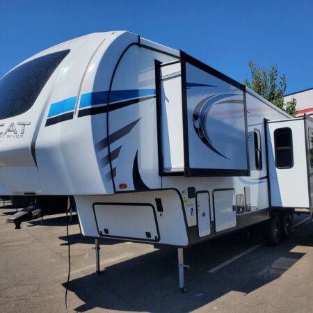 2022 Forest River Wildcat 302BH - Image 2