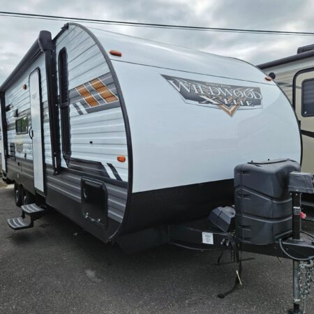 2022 Forest River Wildwood X-Lite Northwest 240BHXL - Image 13