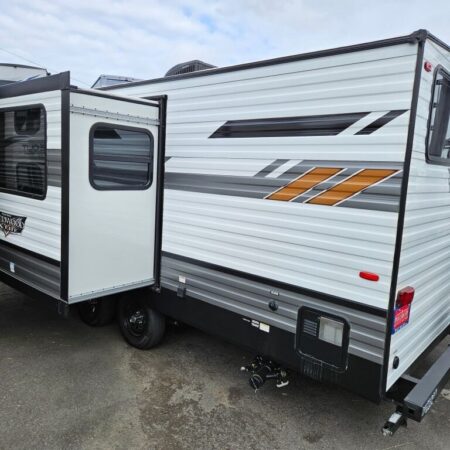 2022 Forest River Wildwood X-Lite Northwest 240BHXL - Image 3
