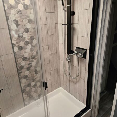 2024 Crossroads Redwood RW4001LK - Image 13