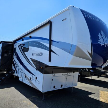 2024 Crossroads Redwood RW4001LK - Image 15