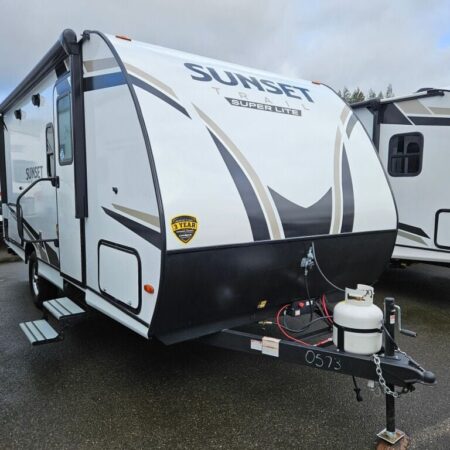 2024 Crossroads Sunset Trail Super Lite SS188BH - Image 4