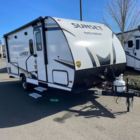2024 Crossroads Sunset Trail Super Lite SS188BH - Image 23