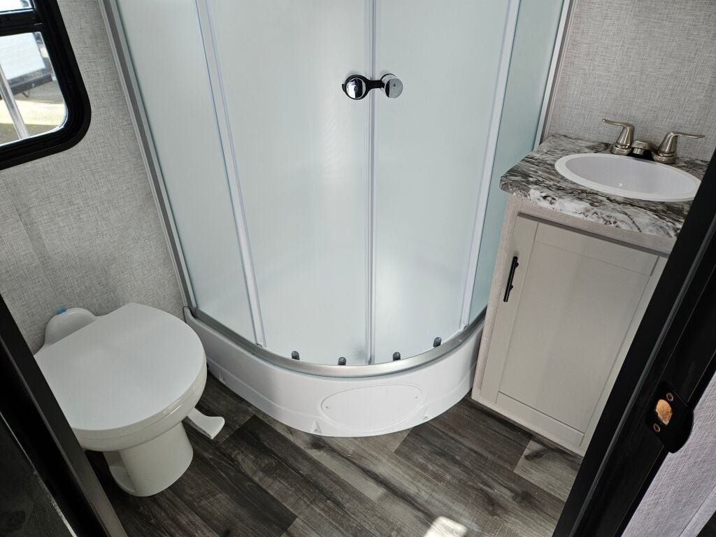 2024 Crossroads Sunset Trail Super Lite SS212RB - Image 11