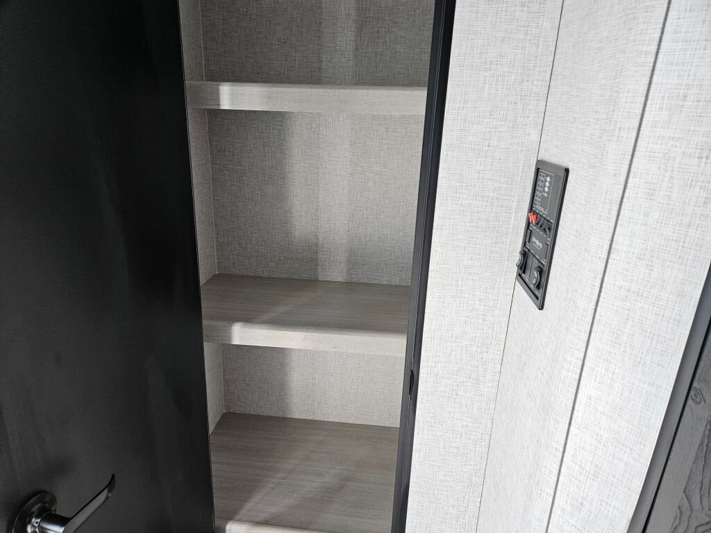 2024 Crossroads Sunset Trail Super Lite SS212RB - Image 12