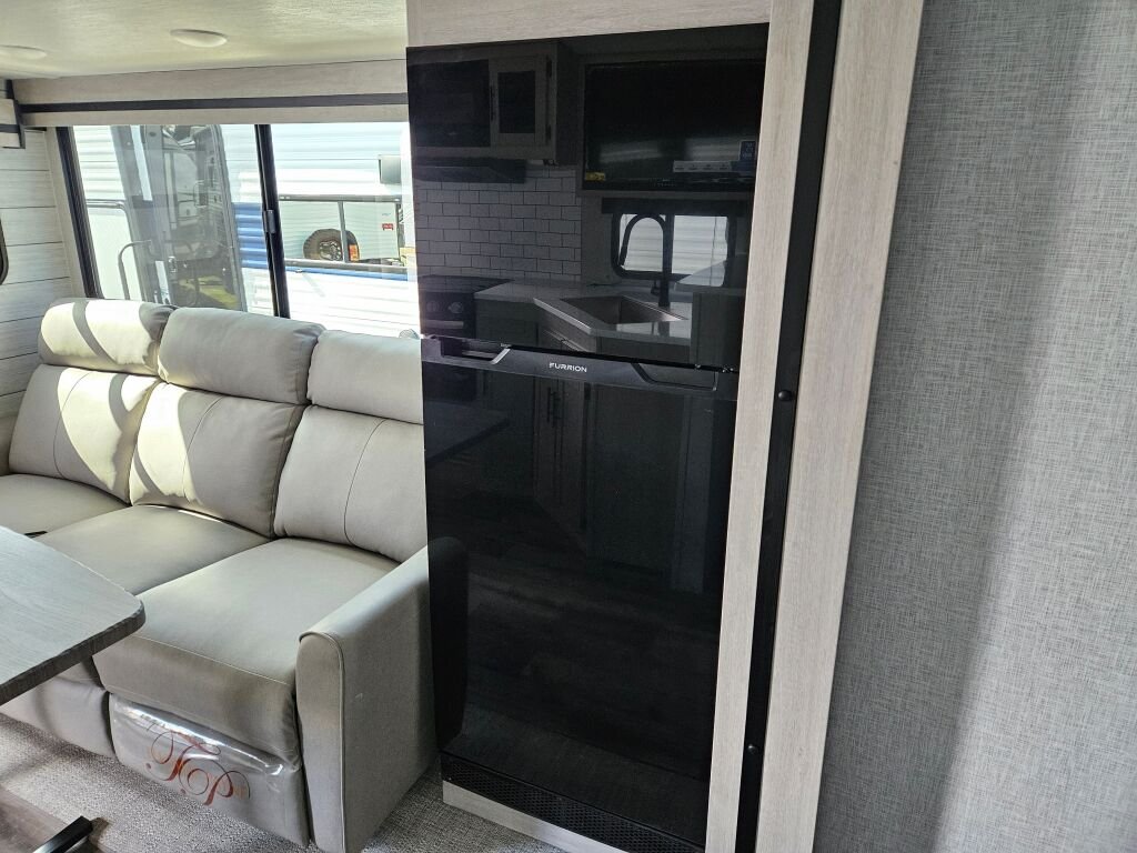 2024 Crossroads Sunset Trail Super Lite SS212RB - Image 7