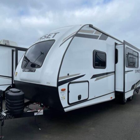 2024 Crossroads Sunset Trail Super Lite SS222RB - Image 3