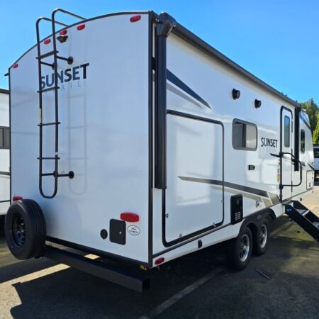 2024 Crossroads Sunset Trail Super Lite SS222RB - Image 4