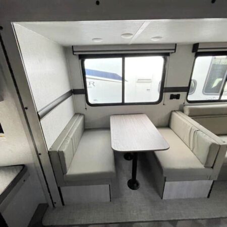 2024 Crossroads Zinger Lite ZR260BH - Image 10
