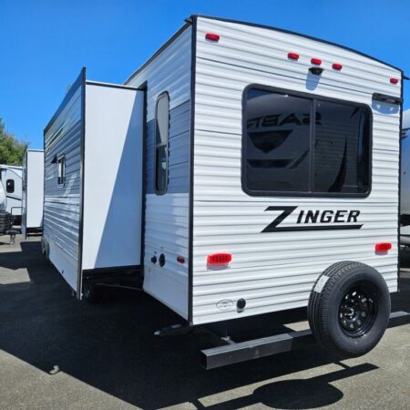 2024 Crossroads Zinger ZR380FB - Image 3