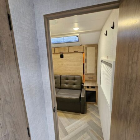 2024 Ember Touring Edition 29MRS - Image 7