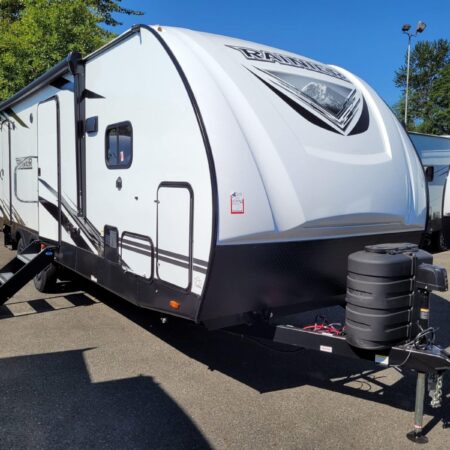 2024 Forest River Rainier 27FK - Image 13