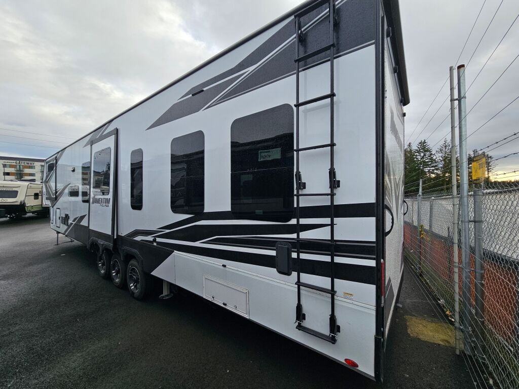 2024 Grand Design Momentum 414M - Image 3