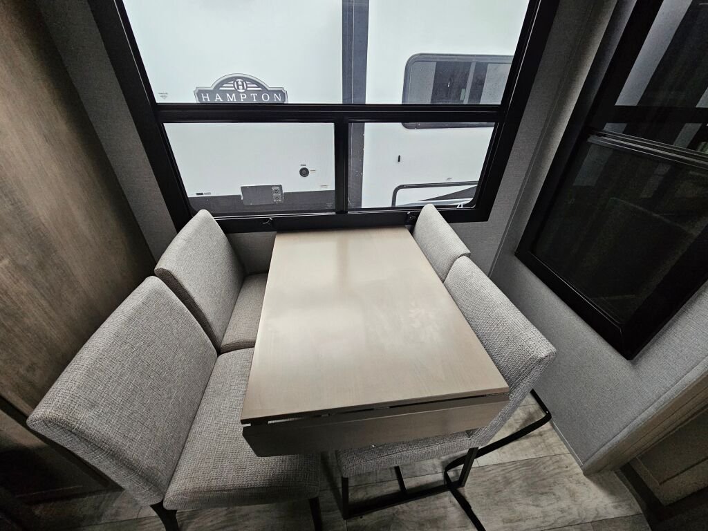 2024 Grand Design Momentum 414M - Image 8