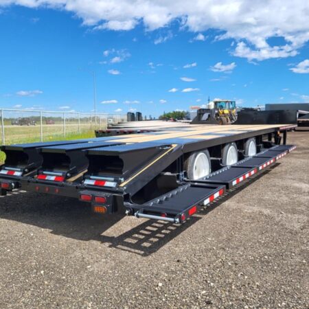 2025 Behnke Fifth Wheel High Clearance Sprayer Trailer - Image 4