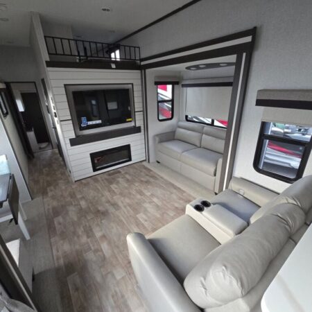 2025 Crossroads Hampton HP388FKL - Image 7