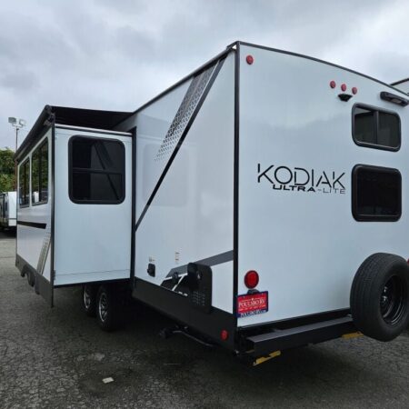 2025 Dutchmen Kodiak Ultra-Lite 302BHSL - Image 3