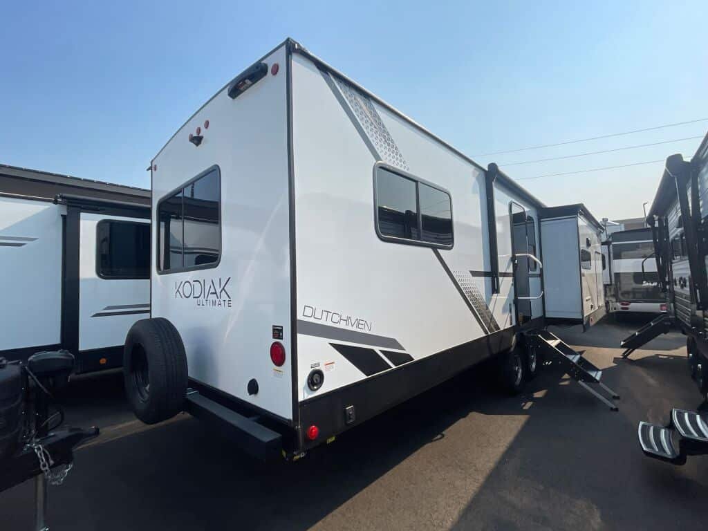 2025 Dutchmen Kodiak Ultimate 3371FLSL - Image 4