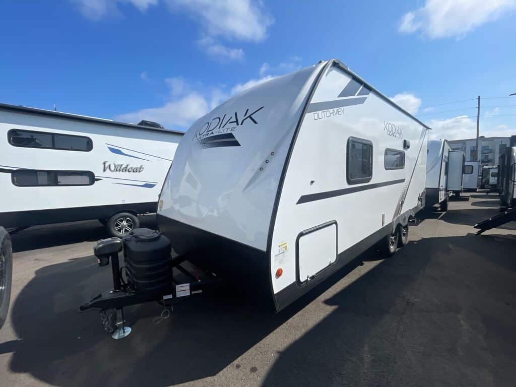 2025 Dutchmen Kodiak Ultra-Lite 201QB - Image 2