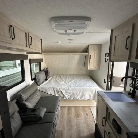 2025 Palomino Puma Camping Edition 16BHCE - Image 3