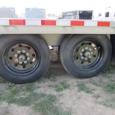 BWise 8 x 30 Gooseneck Equipment Trailer - Image 3