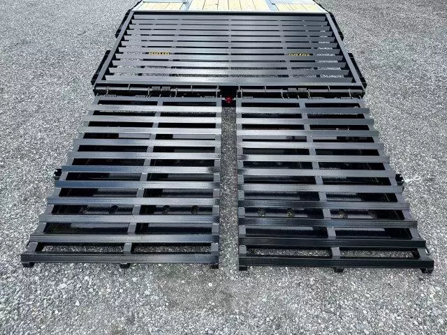 Big Tex 8.5 x 40 Gooseneck Deckover Equipment Trailer – Mega Ramps - Image 2