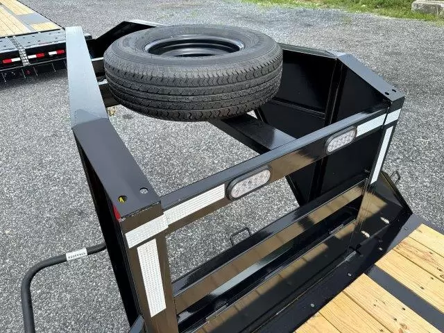 Big Tex 8.5 x 40 Gooseneck Deckover Equipment Trailer – Mega Ramps - Image 4