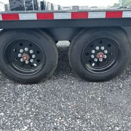 BWise 8 x 28 Gooseneck Deckover Equipment Trailer - Image 2