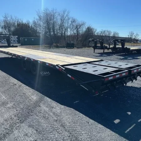 CAM Superline 8 x 40 Deckover Gooseneck Equipment Trailer - Image 6