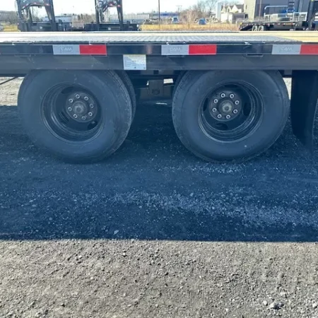 CAM Superline 8 x 40 Deckover Gooseneck Equipment Trailer - Image 5