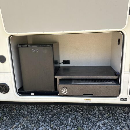2019 JAYCO NORTH POINT 377RLBH - Image 6