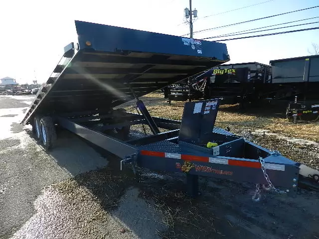BWise 8 x 22 Deckover Equipment Trailer Power Tilt - Image 3